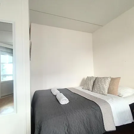 Ep - Sauna, Balcony & Free Parking Apartment *